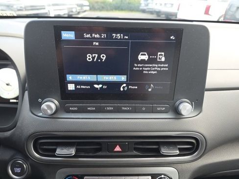 Used 2023 Hyundai Kona SE w/ Cargo Package image 15