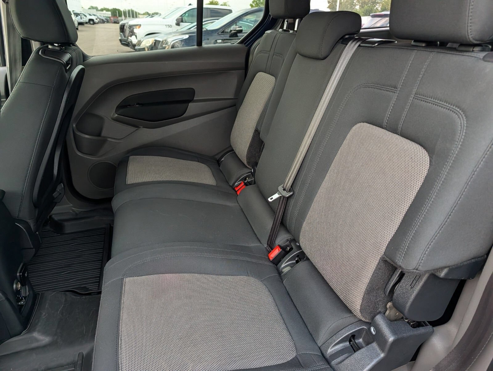 Used 2020 Ford Transit Connect XL FWD image 17