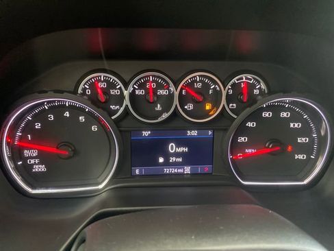 Used 2021 Chevrolet Tahoe Z71 w/ Z71 Signature Package AWD/4WD image 19