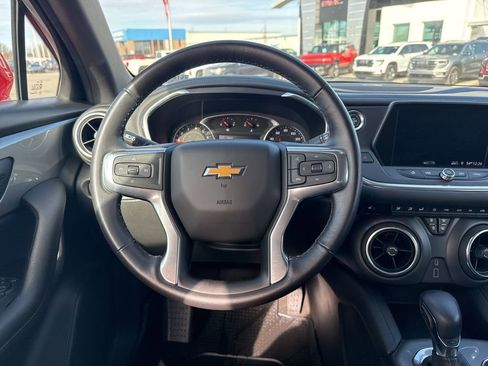Used 2020 Chevrolet Blazer LT image 14