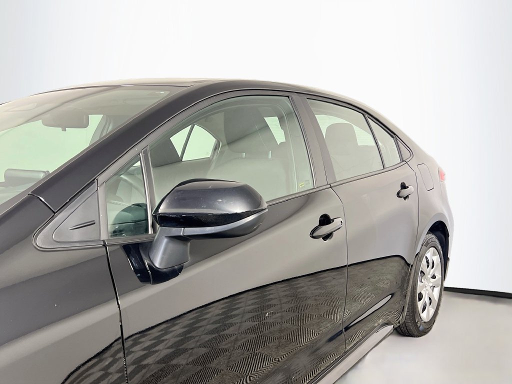 Used 2026 Toyota Corolla LE FWD image 10