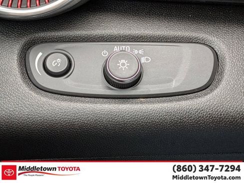 Used 2024 Chevrolet Trax RS w/ Driver Confidence Package image 18