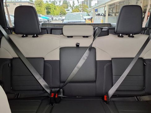 Used 2026 GMC Hummer EV 4x4 Crew Cab image 17