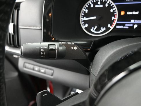 Used 2022 Nissan Pathfinder SL image 23