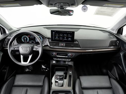 Used 2024 Audi Q5 e Premium Plus w/ Premium Plus Package AWD/4WD image 20