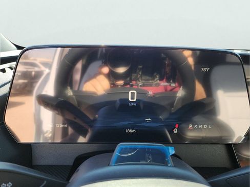 New 2026 Chevrolet Traverse High Country FWD image 22