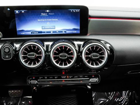 Used 2025 Mercedes-Benz CLA 250 image 25