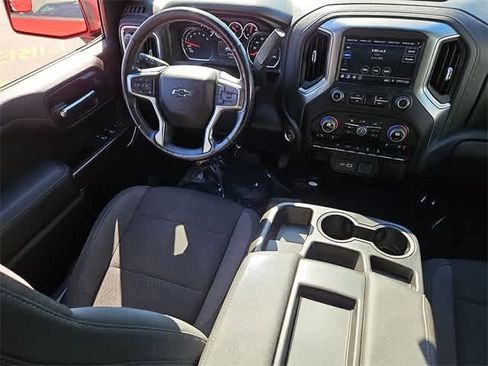 Used 2021 Chevrolet Silverado 1500 RST image 10