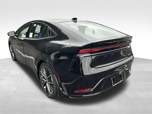 New 2027 Toyota Prius XLE AWD/4WD image 3