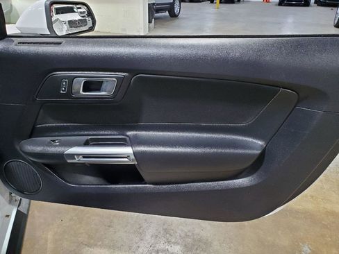 Used 2018 Ford Mustang GT image 17