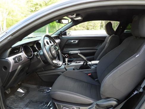 Used 2017 Ford Mustang GT w/ Black Accent Package RWD image 43