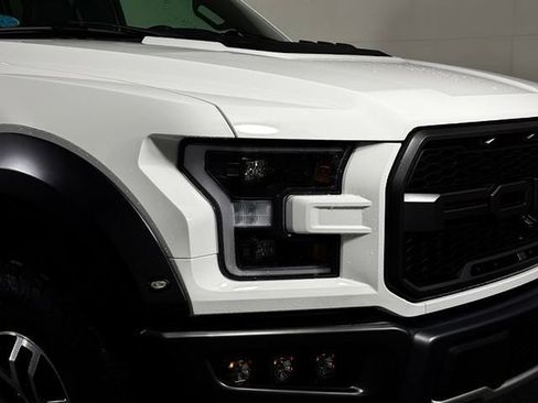Used 2018 Ford F150 Raptor w/ Equipment Group 802A Luxury AWD/4WD image 15