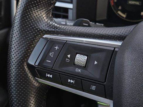 Used 2024 Mitsubishi Outlander SE image 27