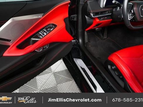 Certified 2022 Chevrolet Corvette Stingray Premium Conv w/ Z51 Performance Package image 9