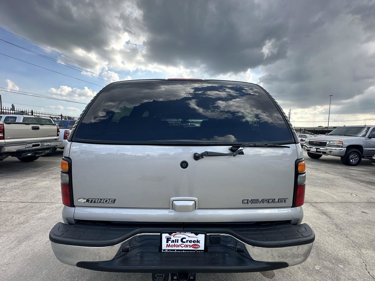 Used 2004 Chevrolet Tahoe LT w/ LT Preferred Equipment Group AWD/4WD image 4