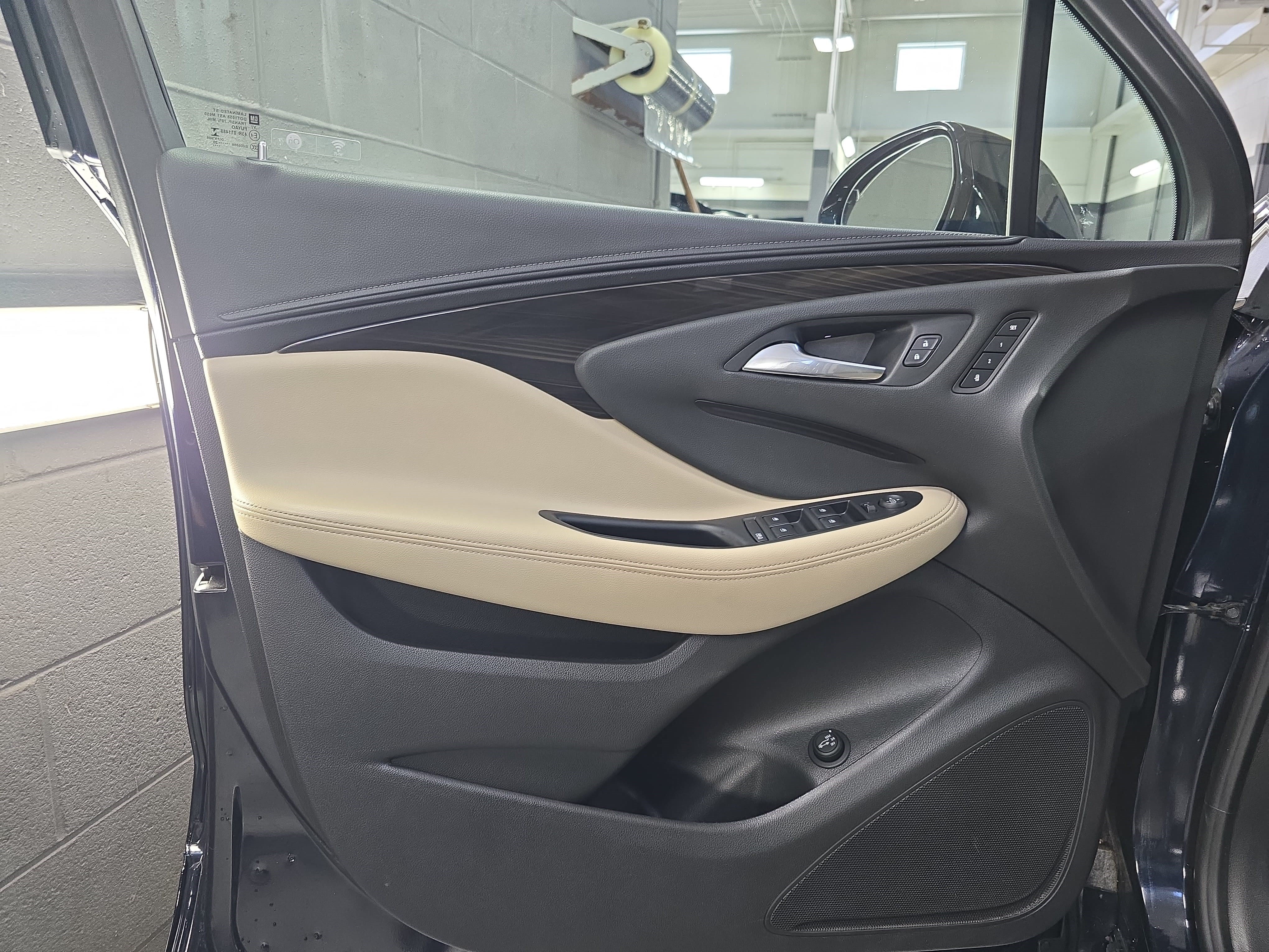 Used 2020 Buick Envision Essence w/ Experience Buick Package FWD image 25