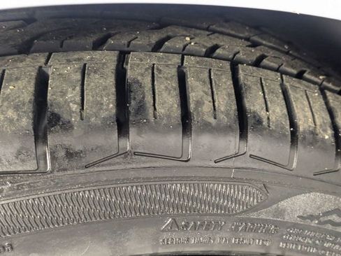 Used 2023 Nissan Altima 2.5 SR w/ SR Premium Package image 9