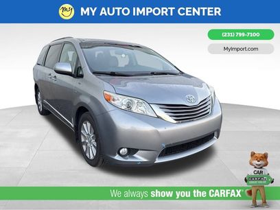 Used 2017 Toyota Sienna XLE Premium