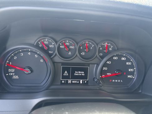 Used 2025 Chevrolet Silverado 1500 Custom AWD/4WD image 19