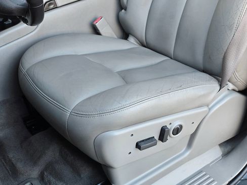 Used 2006 Chevrolet Avalanche Z66 w/ Sun And Sound Package image 80