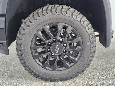 New 2026 Chevrolet Silverado 2500 LT w/ Trail Boss Package image 13