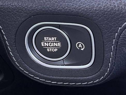 Used 2022 Mercedes-Benz GLS 450 4MATIC image 20