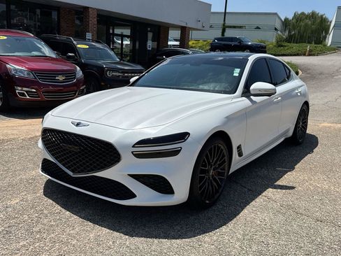 Used 2022 Genesis G70 3.3T Launch Edition RWD image 23