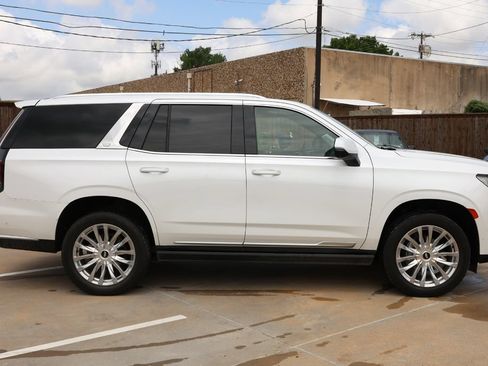 Used 2022 Cadillac Escalade Premium Luxury w/ Performance Package AWD/4WD image 4