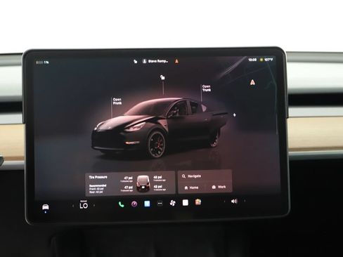 Used 2023 Tesla Model Y Performance AWD/4WD image 19