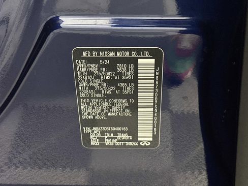 New 2025 INFINITI QX80 Sensory image 25