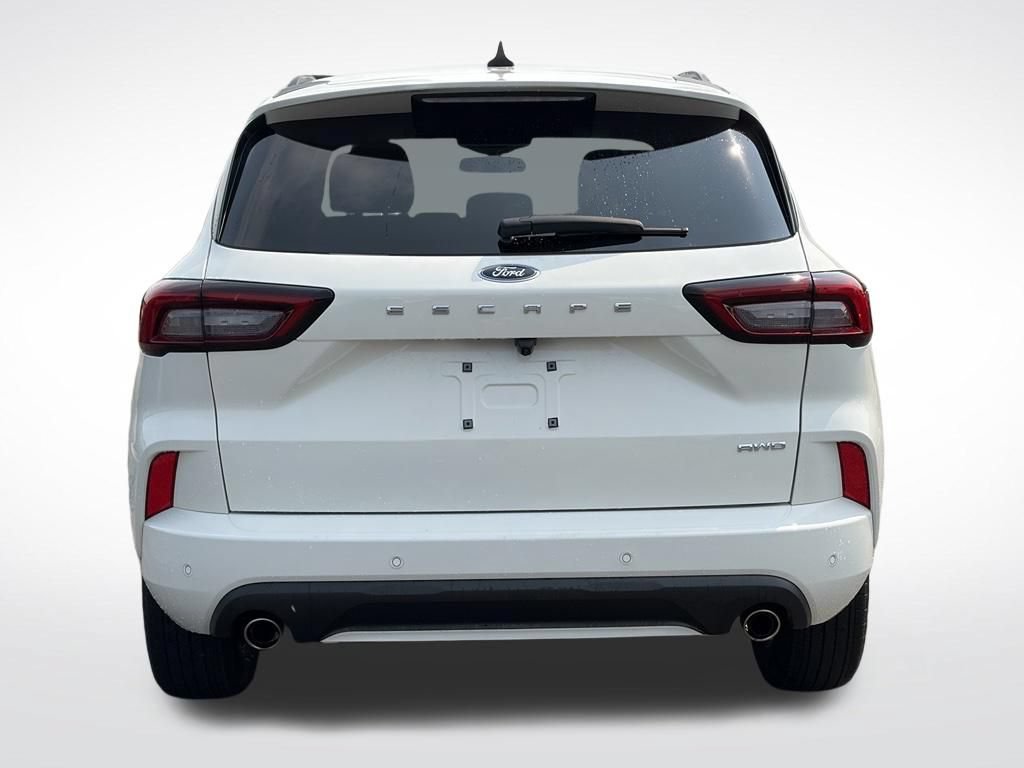 Used 2024 Ford Escape ST-Line w/ Tech Pack #1 AWD/4WD image 8