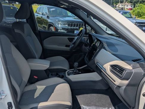 Used 2025 Subaru Forester Premium AWD/4WD image 21