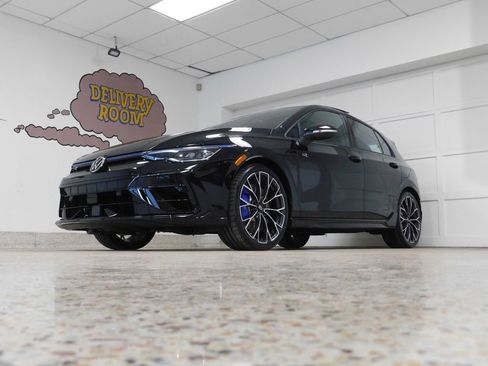 Used 2026 Volkswagen Golf image 7