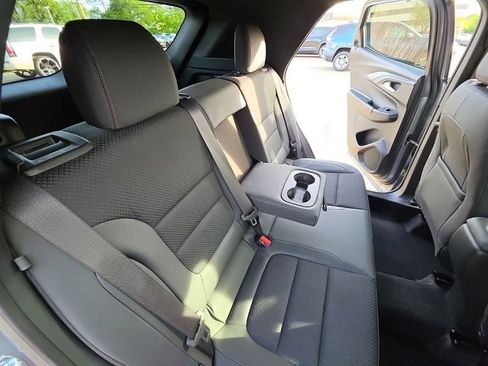 Used 2023 Chevrolet TrailBlazer RS AWD/4WD image 28
