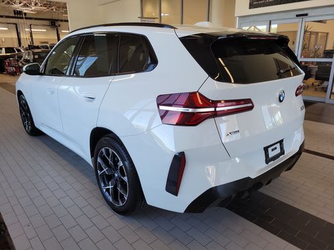 Used 2025 BMW X3 xDrive30i w/ Premium Package AWD/4WD image 7