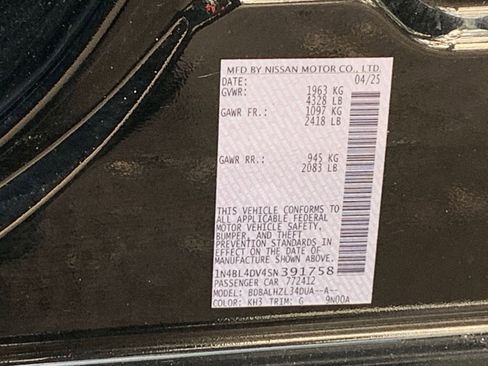 Used 2025 Nissan Altima 2.5 SV image 10