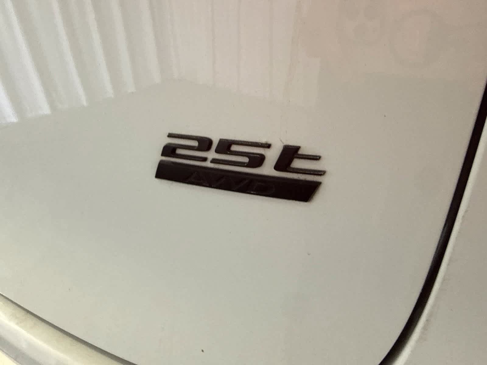 Used 2018 Jaguar F-PACE Premium AWD/4WD image 14