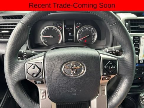 Used 2022 Toyota 4Runner Limited AWD/4WD image 18