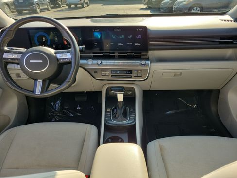 Used 2024 Hyundai Kona SEL FWD image 9