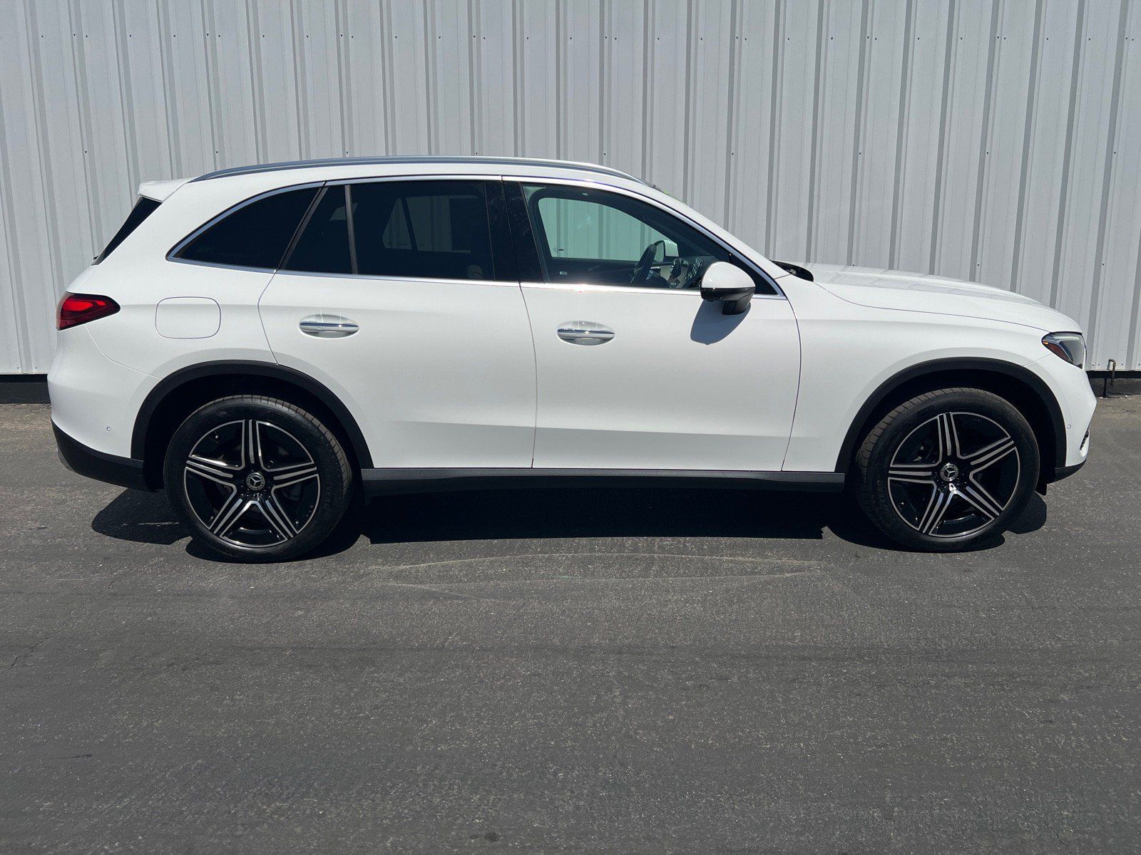 Used 2026 Mercedes-Benz GLC 300 image 7