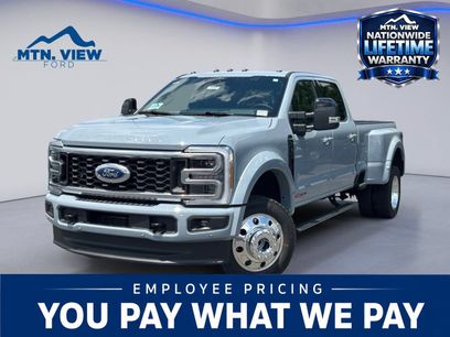 New 2026 Ford F450 Platinum w/ FX4 Off-Road Package
