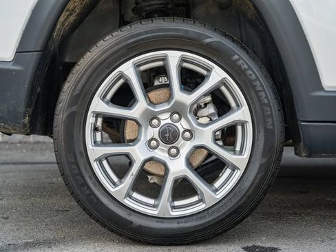 Used 2025 Jeep Compass Limited AWD/4WD image 23