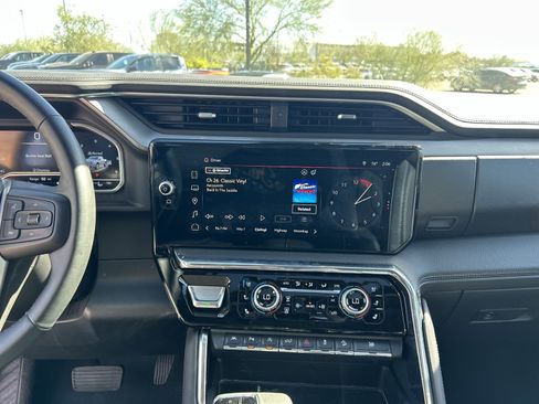 Used 2024 GMC Sierra 1500 Denali w/ Denali Reserve Package image 22