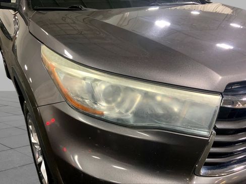 Used 2015 Toyota Highlander Limited Platinum AWD/4WD image 28