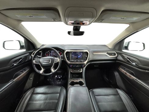 Used 2020 GMC Acadia Denali w/ Denali Ultimate Package image 17