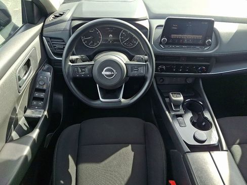 Used 2024 Nissan Rogue S image 11