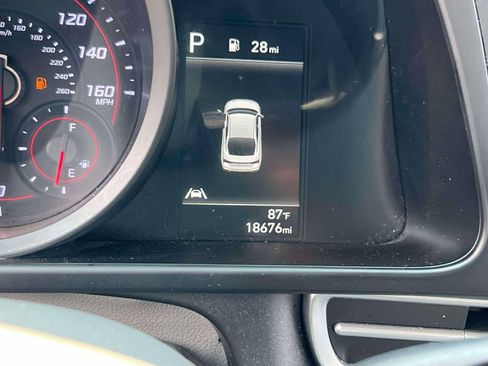 Certified 2023 Hyundai Elantra SEL w/ Preferred Accessory Package FWD image 26