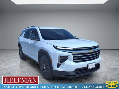 Used 2026 Chevrolet Traverse LT