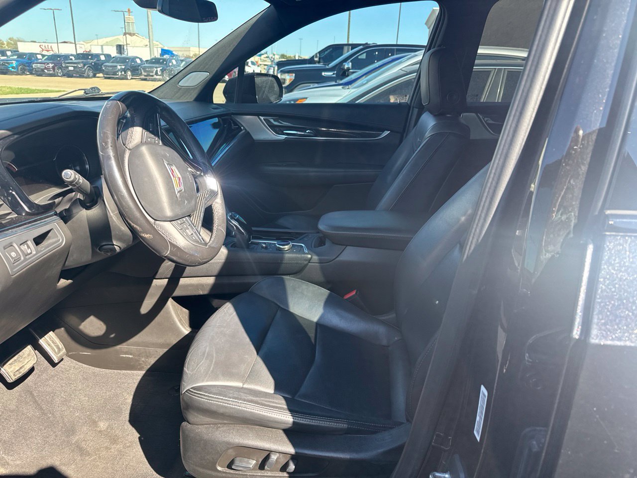 Used 2022 Cadillac XT6 Sport AWD/4WD image 7