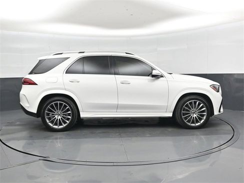 Used 2024 Mercedes-Benz GLE 350 4MATIC image 2